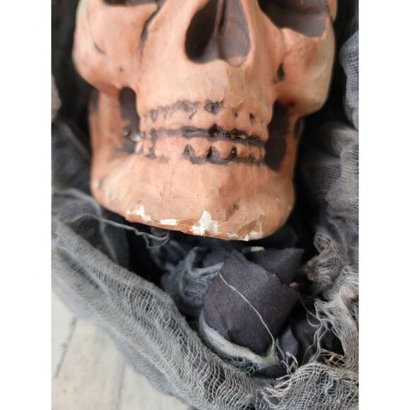 Styrofoam AS IS grim reaper hanging head skeleton red Halloween prop decor - Picture 3 of 16
